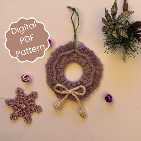 Macramé Mini-Wreath Christmas Ornament Pattern